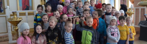 Ребята из детского сада в городе Городище пришли в храм на праздник