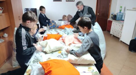 Школьники села Чаадаевка помогают госпиталям в зоне СВО