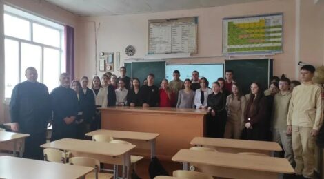 Священник пообщался со школьниками на тему: «Религиозный экстремизм».